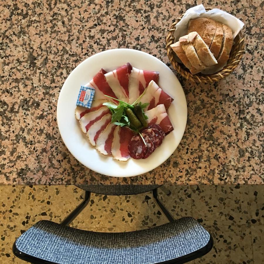Chez Marie Hotel Linguizzetta ภายนอก รูปภาพ